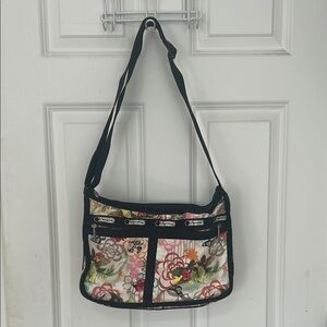 Lesportsac Floral Shoulder bag cream & black adjustable strap